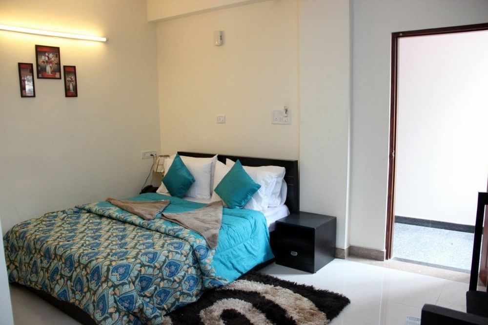 Itsy By Treebo - Palm Emirates Hotel Bangalore Ngoại thất bức ảnh